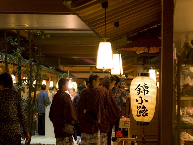 ◇◆行楽の秋♪　加賀屋 秋の感謝祭開催　◆◇（10/1～11/30）