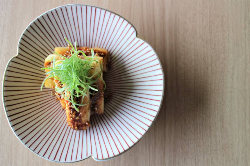 【おうちで加賀屋 #13】ご自宅でお料理を『能登白葱のいしる味噌焼き』のレシピをご紹介