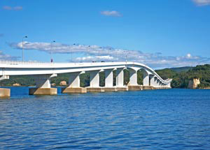 The Yutari Course runs at a leisurely pace from Anamizu to Nanao (70 minutes)