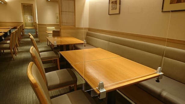 アクリルパテーション設置例