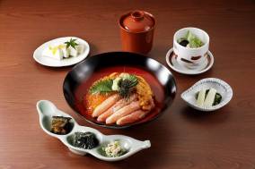 蟹・雲丹・いくら丼