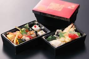 輝弁当 海老天