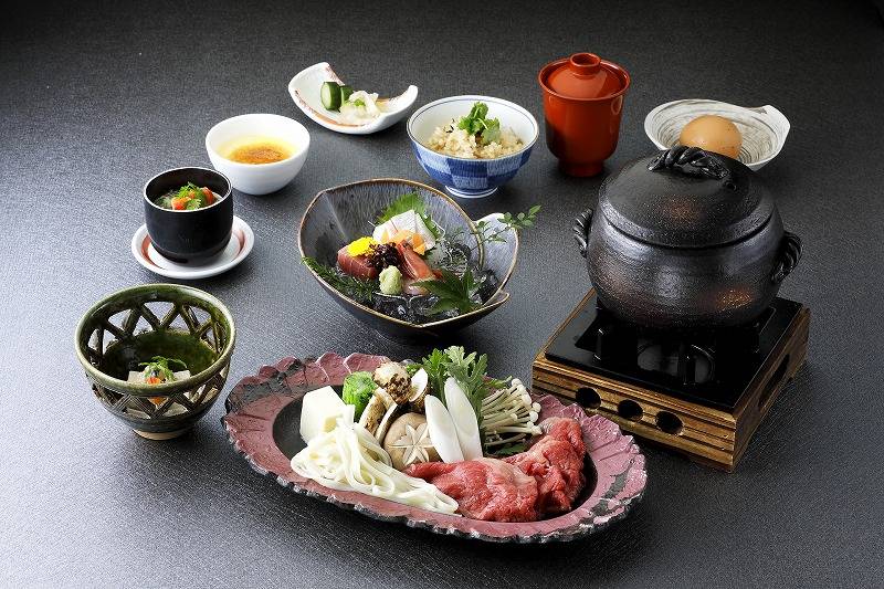 ※『松茸すき焼き御膳』イメージ写真