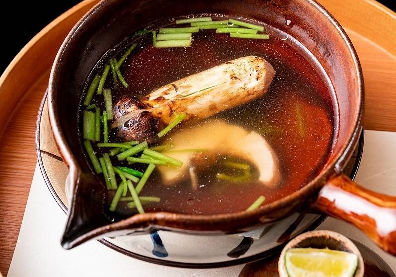銀座店『松茸土瓶蒸し』