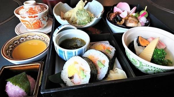 春祭御膳
