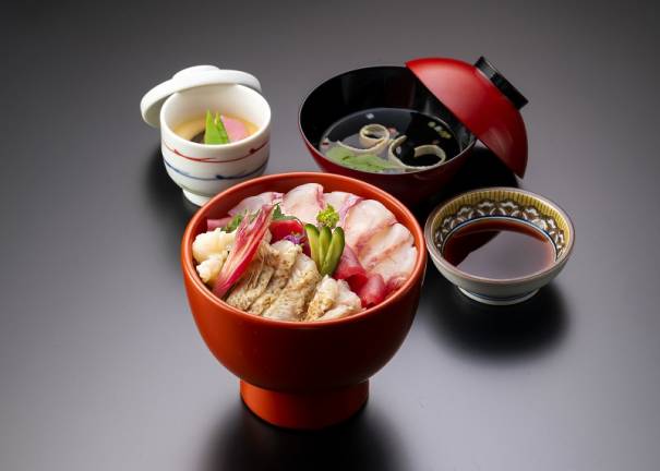 のどぐろと旬魚丼