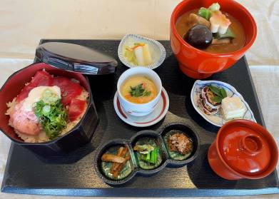鮪丼