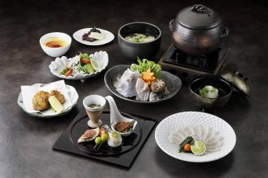 名古屋店『ふぐ尽くし会席』