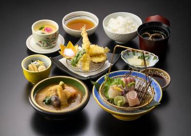 七尾店「食祭贅沢膳」