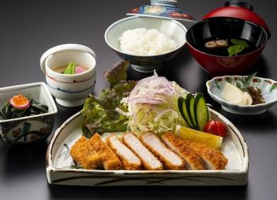 金沢店「能登豚ロースかつ膳」
