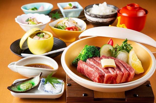 博多店「和牛ステーキ御膳」