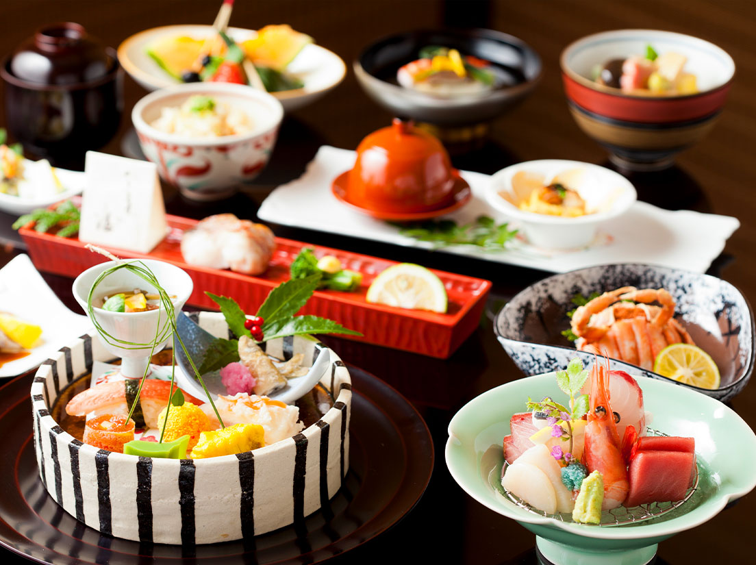 心のこもった加賀屋のおもてなしと金沢の伝統料理を楽しめます。